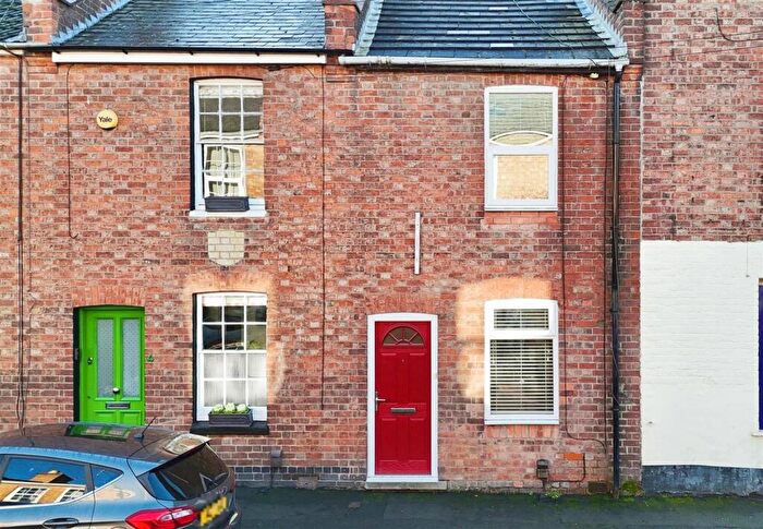 2 Bedroom Terraced House For Sale In Princes Street, Leamington Spa, CV32