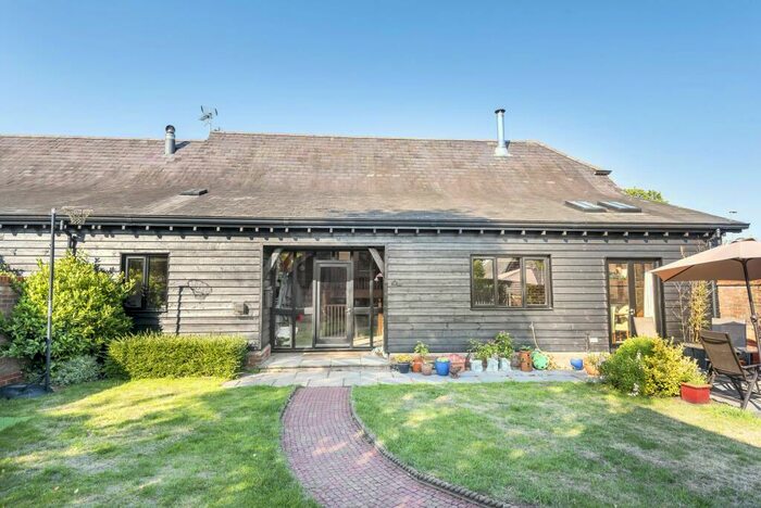 4 Bedroom Barn Conversion To Rent In Westbury Farm Close, Offley, SG5