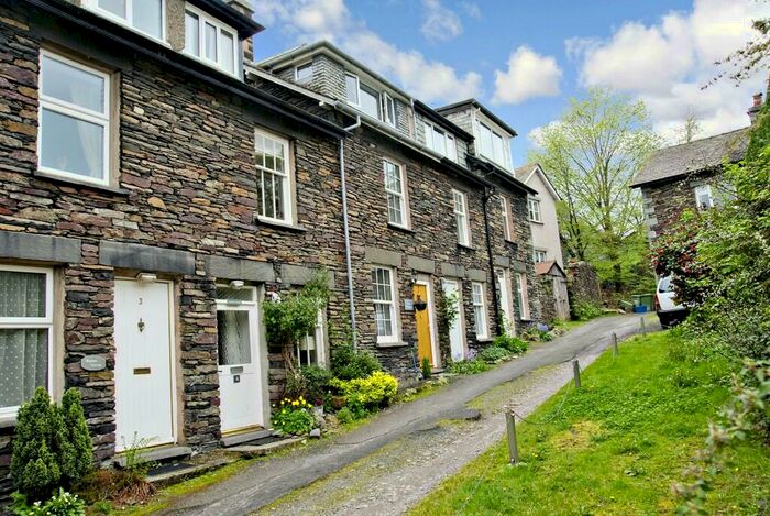 3 Bedroom Terraced House To Rent In Park Street, Ambleside, LA22