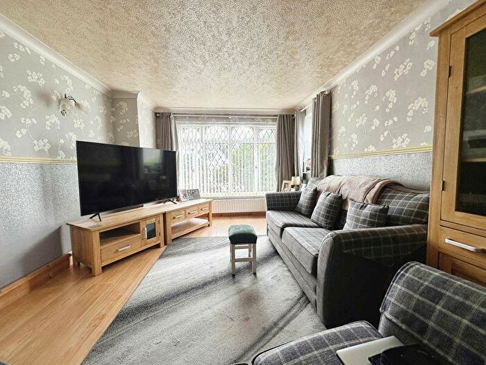 4 Bedroom Detached Bungalow For Sale In Mendip Crescent, Bury, BL8