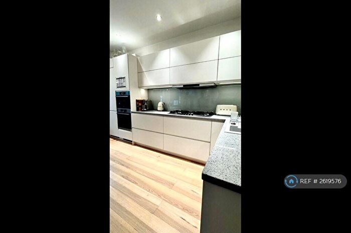 2 Bedroom Flat To Rent In Sherriff Road, West Hampstead, NW6