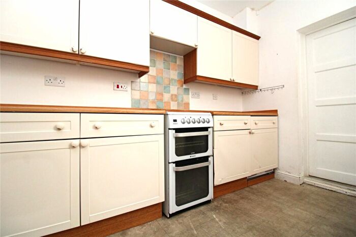 3 Bedroom Terraced House For Sale In Hythe Road, Old Town, Swindon, Wiltshire, SN1