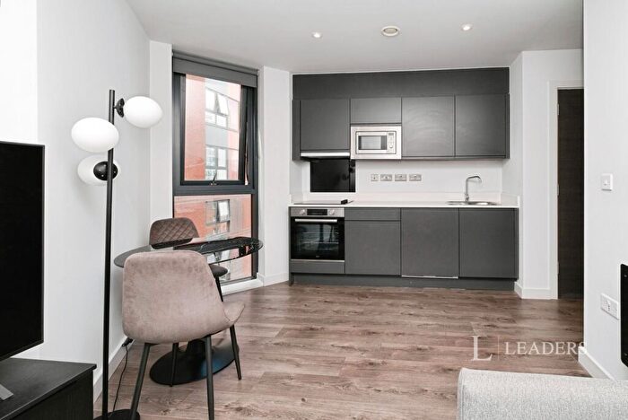 1 Bedroom Flat To Rent In Carpenters Row, Liverpool, Merseyside, L1