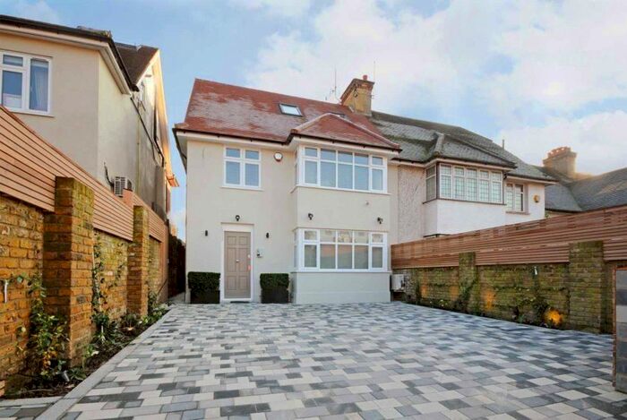 5 Bedroom Detached House To Rent In Wessex Gardens, London, NW11