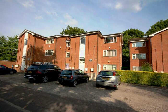 1 Bedroom Apartment To Rent In Everett Court, Aldborough Close, Manchester, M20
