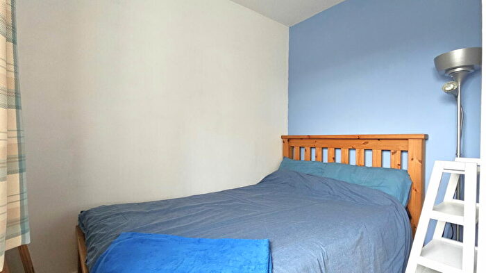 2 Bedroom Terraced House For Sale In Culm Close, Bideford, EX39