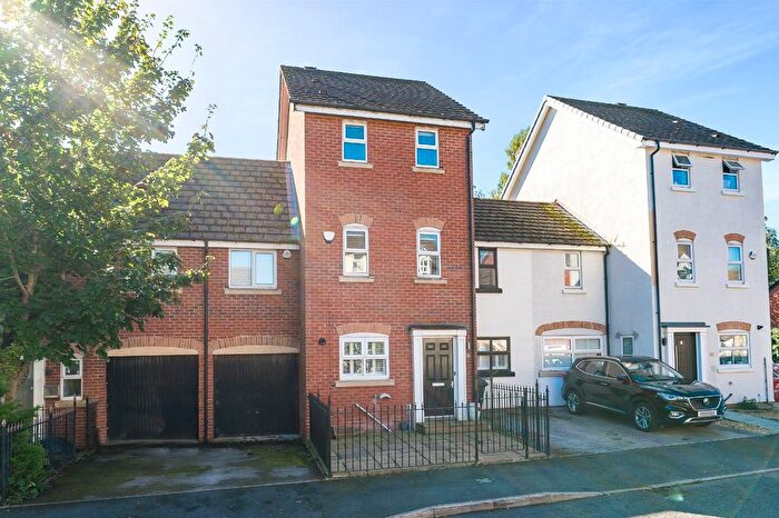 5 Bedroom Town House For Sale In Millbrook Close, Glazebury, Warrington, Cheshire, WA3