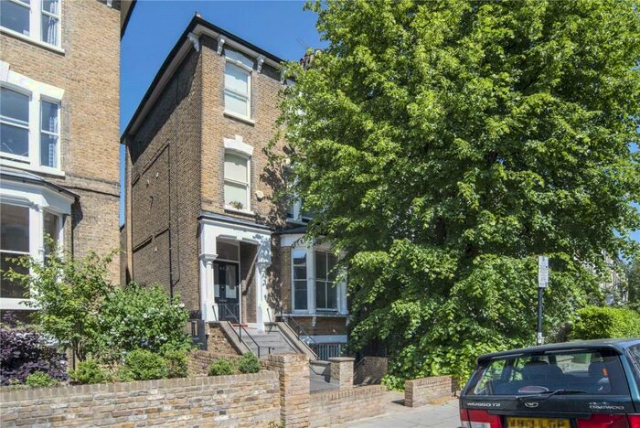 2 Bedroom Apartment To Rent In Highbury Hill, London, N5