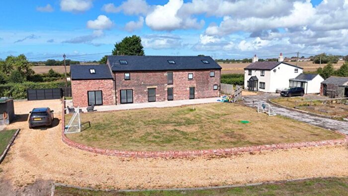 4 Bedroom Barn Conversion For Sale In School Lane, Ormskirk, L39