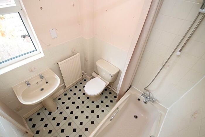 1 Bedroom Terraced House To Rent In Hillside Park, Westbury, BA13
