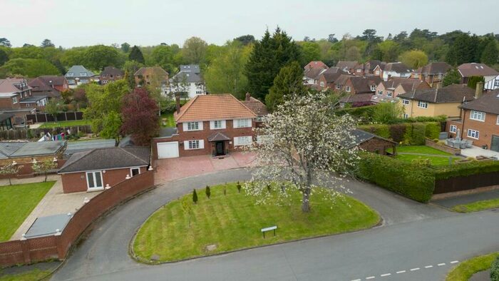 4 Bedroom Detached House For Sale In Wood Lane Close, Iver Heath, SL0