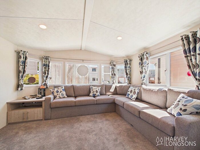 2 Bedroom Mobile/park Home For Sale In Winchelsea, TN36