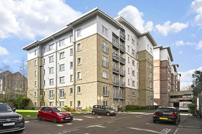 2 Bedroom Flat For Sale In Pilrig Heights, Edinburgh, Midlothian, EH6