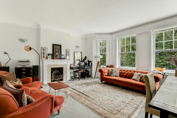 2 Bedroom Flat To Rent In Chesterfield House, Highgate, N6