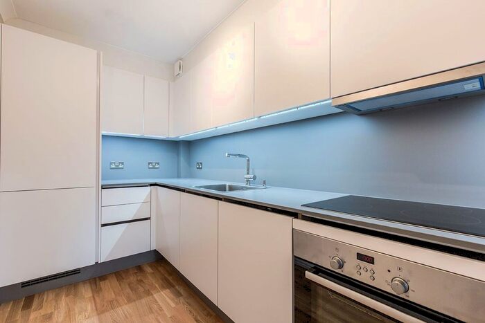 Studio To Rent In Lansdowne Road, Purley, CR8