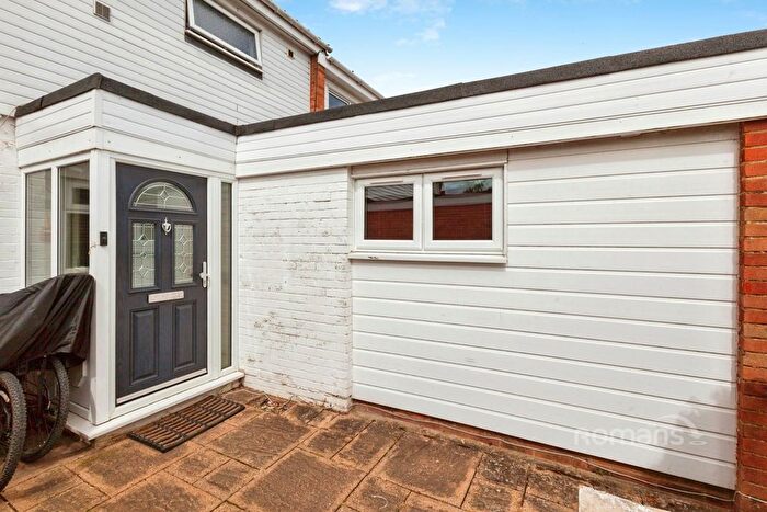 1 Bedroom Studio To Rent In Martin Close, Windsor, Berkshire, SL4
