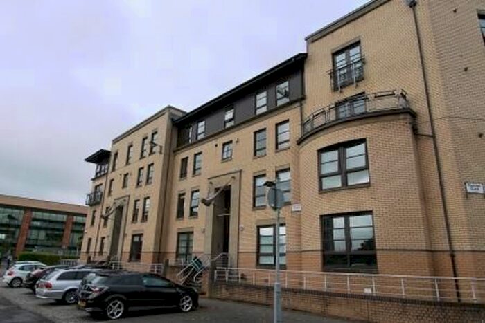 2 Bedroom Flat To Rent In Kidston Place, Glasgow, G5
