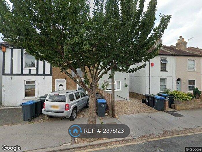 2 Bedroom Semi-Detached House To Rent In Stanley Road, Croydon, CR0