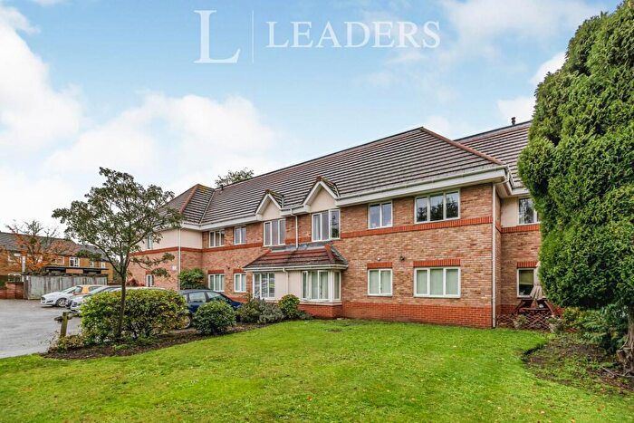 2 Bedroom Flat To Rent In Terrace Road, Walton-on-Thames, KT12