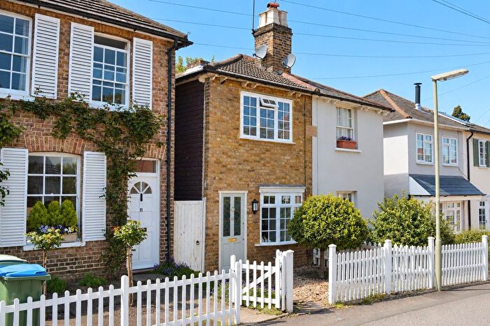 2 Bedroom Semi Detached House To Rent In Anderson Road, Weybridge, KT13