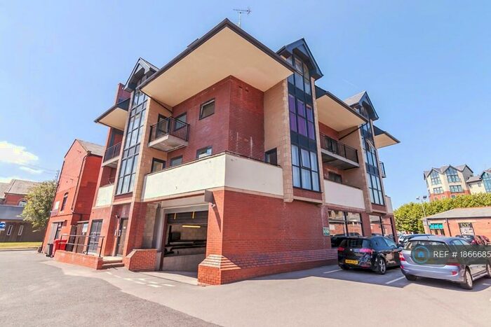 2 Bedroom Flat To Rent In The Gatehouse, Blackburn, BB2