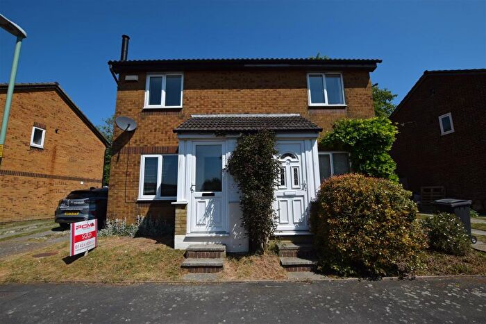 2 Bedroom Semi-Detached House To Rent In Fairfield Road, St. Leonards-On-Sea, TN37