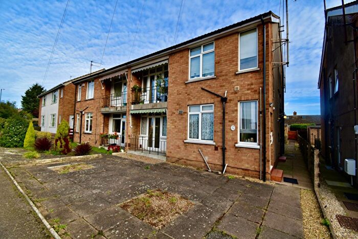 2 Bedroom Maisonette To Rent In Beech Avenue, Abington, Northampton, NN3