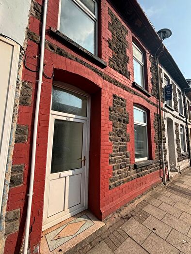 3 Bedroom Terraced House To Rent In Ynyshir Road, Porth, CF39