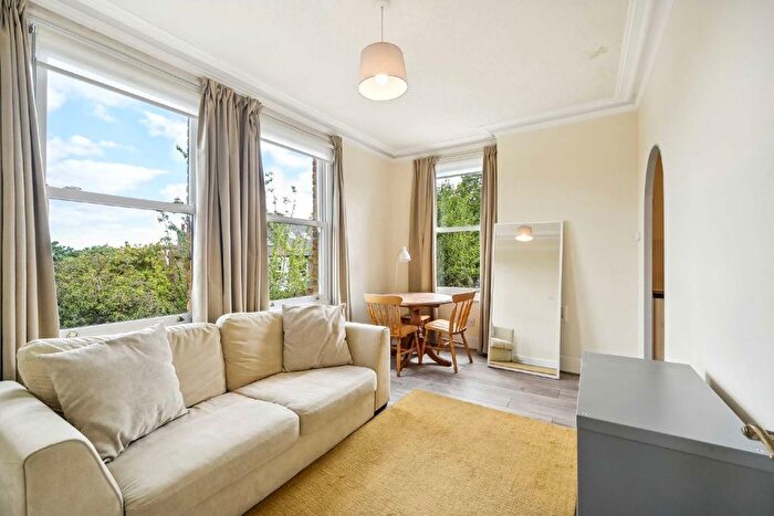 1 Bedroom Flat To Rent In Churchfield Road, London, W13