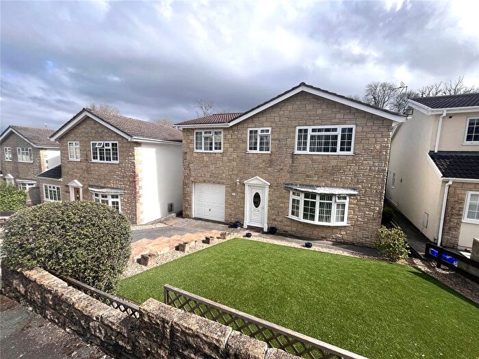 4 Bedroom Detached House For Sale In Grove Drive, Pembroke, Pembrokeshire, SA71