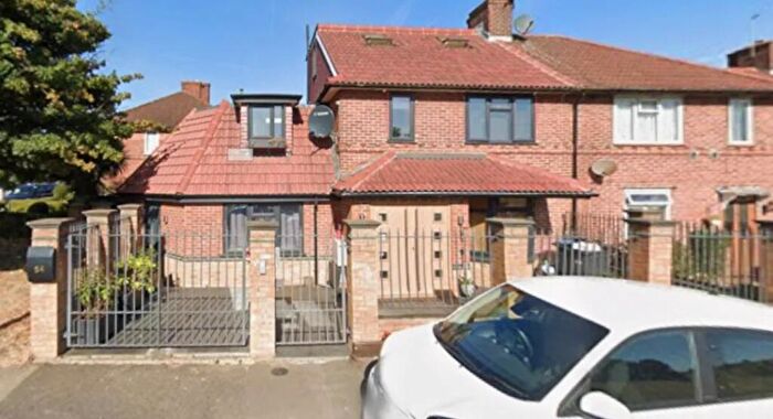 2 Bedroom Detached House To Rent In Malmesbury Road, SM4