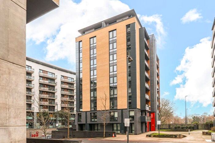 2 Bedroom Flat For Sale In Wharton House, Palmers Road, London, E2