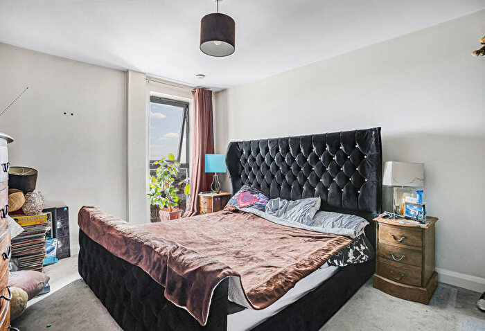 1 Bedroom Apartment For Sale In London Road, Croydon, CR0