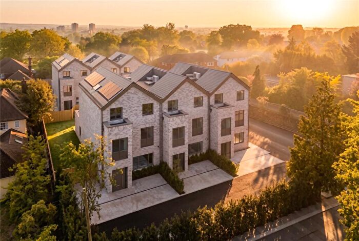 5 Bedroom House For Sale In Swift Place, Kingston Upon Thames, Surrey, KT2