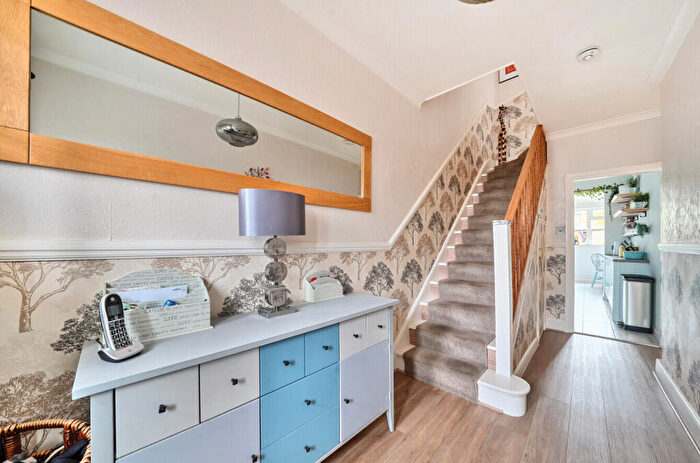 3 Bedroom Terraced House For Sale In Manor Road, Mitcham, CR4