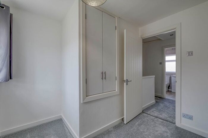 3 Bedroom Terraced House For Sale In Foxwalks Avenue, Rock Hill, Bromsgrove, B61