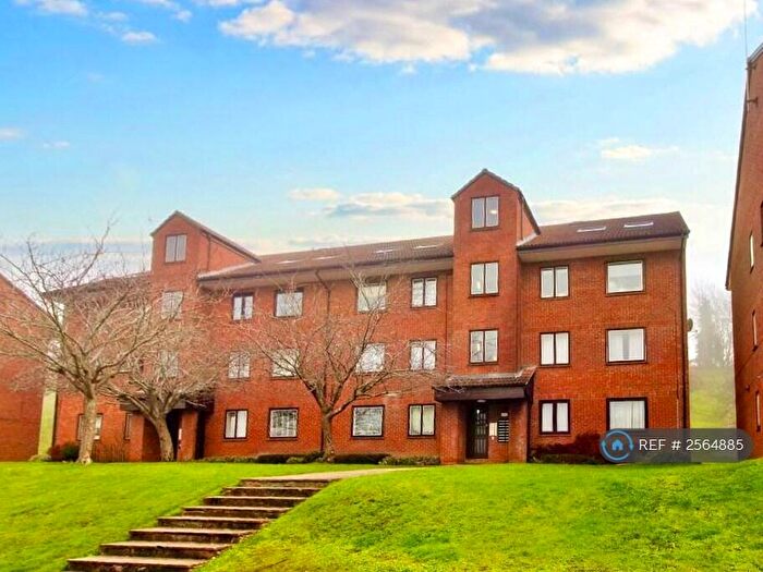 1 Bedroom Flat To Rent In Tippett Rise, Reading, RG2