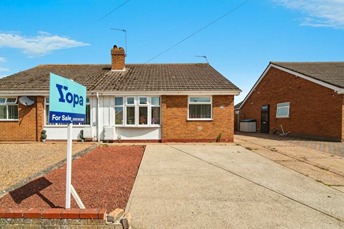 2 Bedroom Semi-Detached Bungalow For Sale In Willow Avenue, Bradwell, NR31