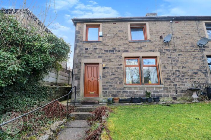 3 Bedroom Semi-Detached House To Rent In Free Lane, Rossendale, BB4