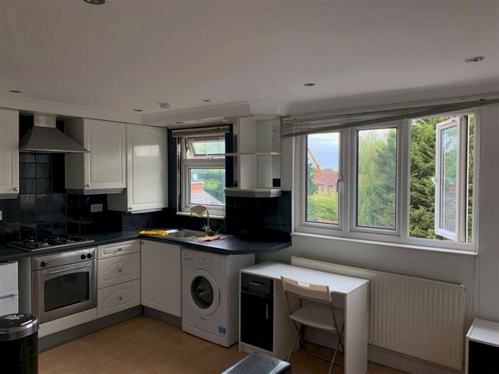 Studio To Rent In Station Road, Harrow, Middlesex, HA1