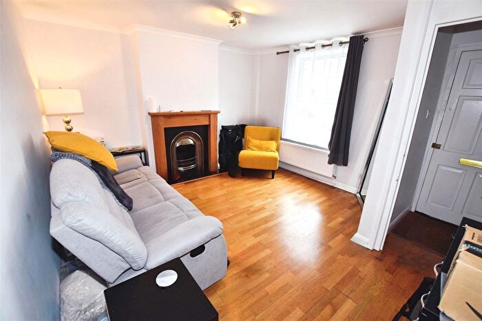2 Bedroom Terraced House To Rent In Fredericks Place, London, N12