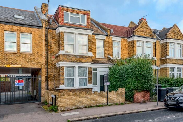 4 Bedroom Terraced House To Rent In Springbank Road Hither Green, SE13