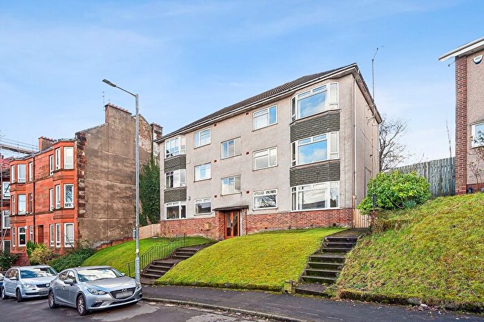 2 Bedroom Flat To Rent In Tankerland Road, Cathcart, Glasgow, G44