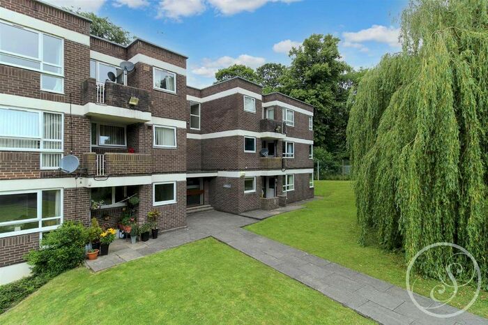 2 Bedroom Flat To Rent In Newton Park Court, Chapel Allerton, Leeds, LS7