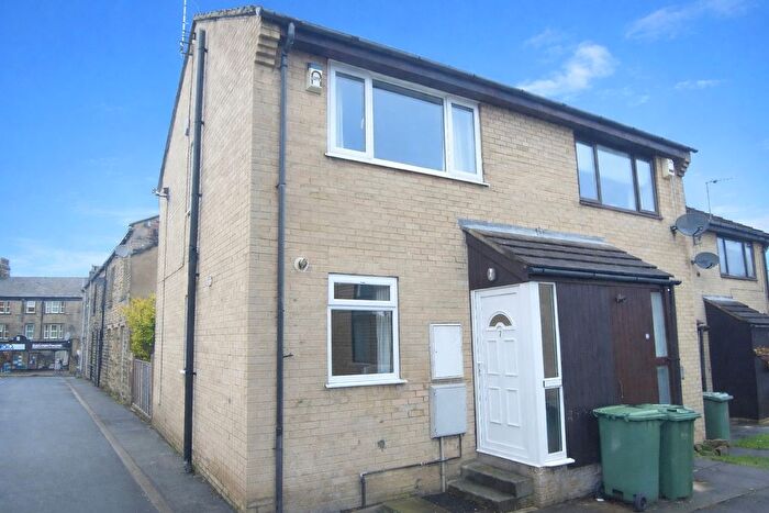 2 Bedroom Detached House To Rent In Prospect Street, Farsley, Leeds, West Yorkshire, LS28