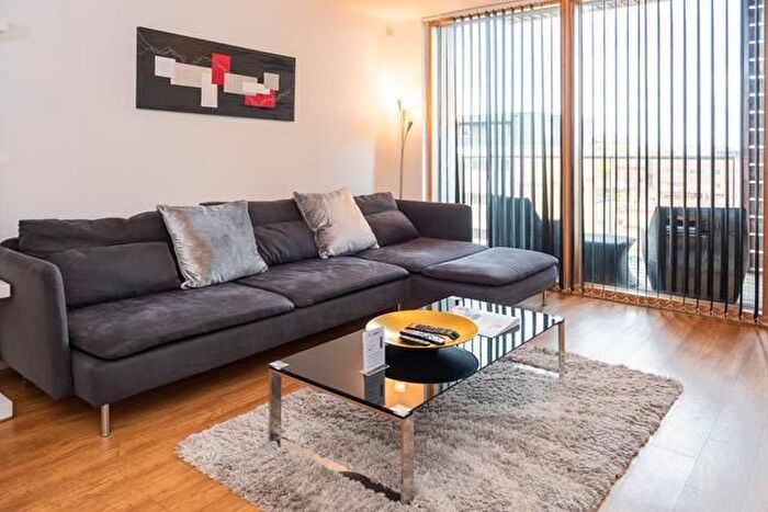 2 Bedroom Flat To Rent In Merrivale Mews, Milton Keynes, Buckinghamshire, MK9