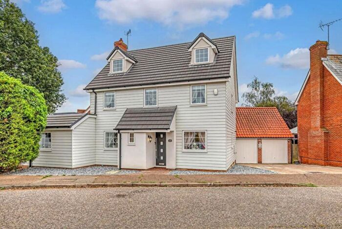 5 Bedroom Detached House For Sale In Gandalfs Ride, South Woodham Ferrers, South Woodham Ferrers, CM3