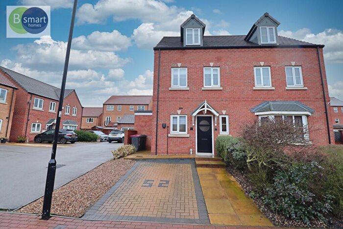 3 Bedroom Semi Detached House For Sale In Canalside View, Kilnhurst, S64