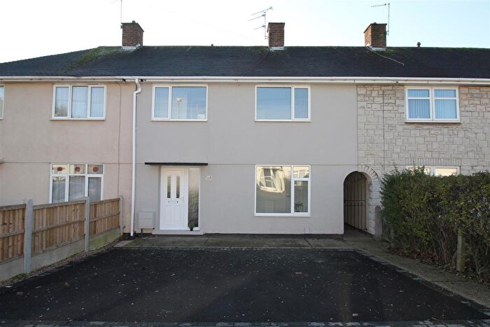 3 Bedroom Terraced House To Rent In Rivergreen, Clifton, Nottingham, NG11