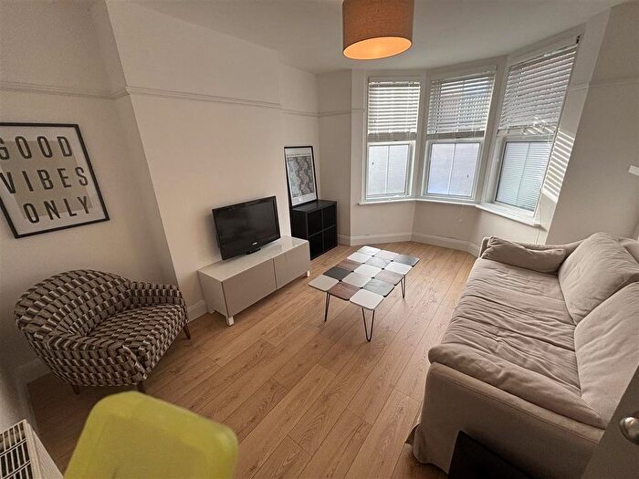 4 Bedroom Property To Rent In North Holmes Road, Canterbury, CT1